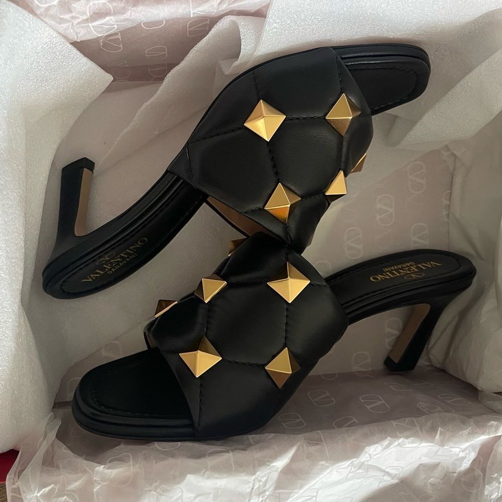 SOLD!!!!VALENTINO GARAVANI Slide Sandal EU 38.5 FREE AUTHENTIC - Picture 8 of 16